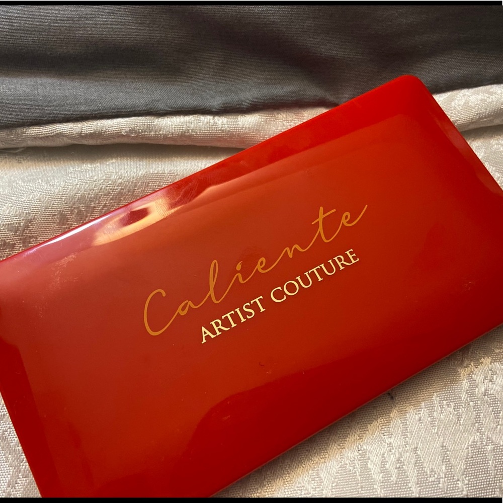 Caliente Artist Couture BRAND NEW